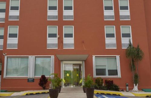 Centro de Cancún Hotel | City Express Junior by Marriott Cancun