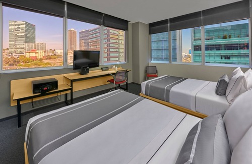 Lomas de Santa Fe Hotel | City Express Plus by Marriott Ciudad de México Santa Fe