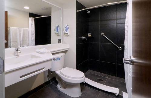 San Jerónimo Hotel | City Express Plus by Marriott Monterrey Galerias