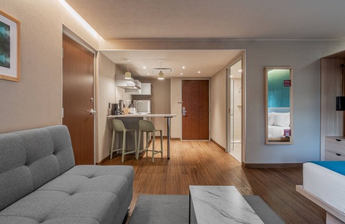 Jurica Hotel | City Express Suites by Marriott Querétaro