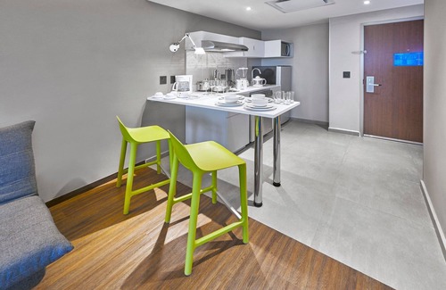 Silao Hotel | City Express Suites by Marriott Silao Aeropuerto