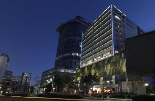 Lomas de Santa Fe Apartamento | City Express Suites by Marriott Ciudad de México Santa Fe