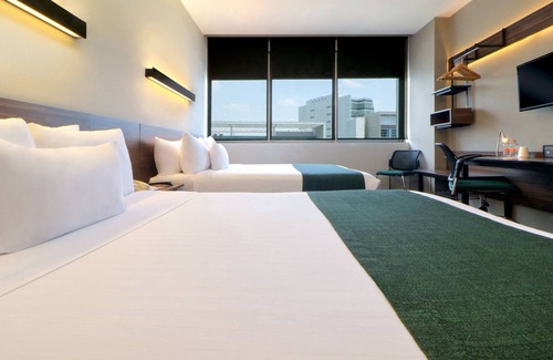 Lomas de Santa Fe Hotel | City Express Suites by Marriott Ciudad de México Santa Fe