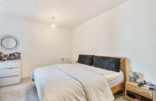 Southall Broadway Apartamento | City Gateway Apartment - Green Quarter Southall Retreat