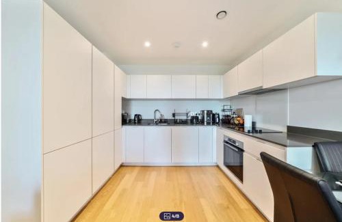 Southall Broadway Apartamento | City Gateway Apartment - Green Quarter Southall Retreat