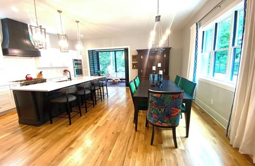 Wilmont Casa | City Gem Nestled In The Woods