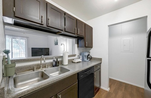 East Riverside - Oltorf Apartamento | City Getaway-2BED2BA-Central Austin Texas