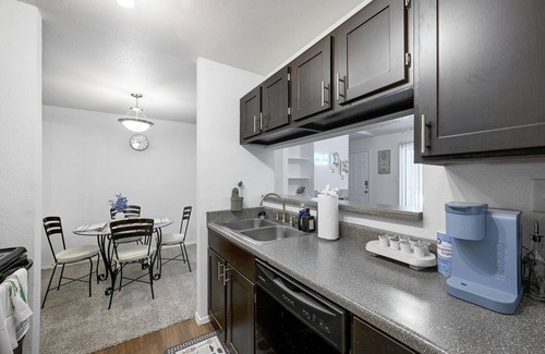 East Riverside - Oltorf Apartamento | City Getaway-2BED2BA-Central Austin Texas