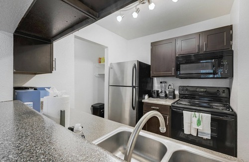East Riverside - Oltorf Apartamento | City Getaway-2BED2BA-Central Austin Texas