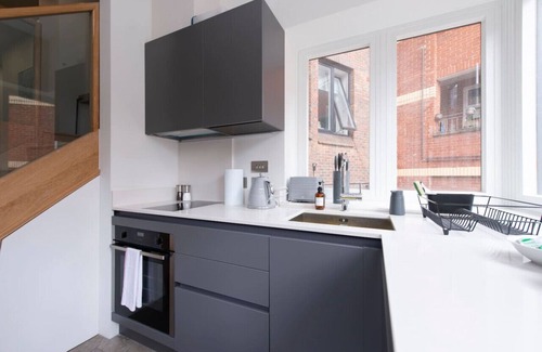 Reading City Centre Apartamento | City Life Bliss: Central Studio in Reading