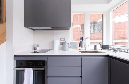 Reading City Centre Apartamento | City Life Bliss: Central Studio in Reading