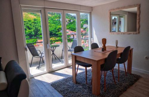 Mostar Apartamento | City Lights Panorama