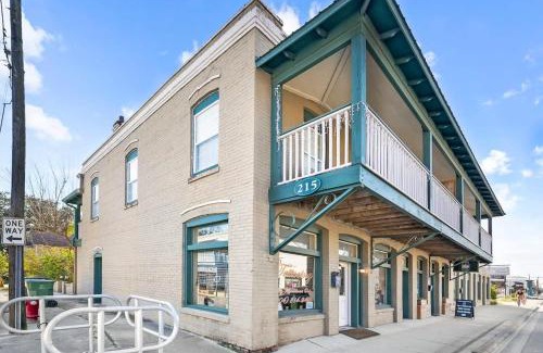 St. Augustine Apartamento | City Living West Downtown St Aug Apartment