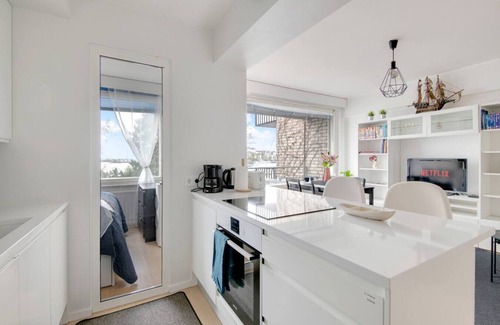 Etelainen District Apartamento | City Meets Sea | Waterfront Stay Helsinki Center