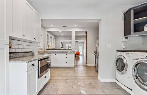 Tampa Heights Casa | City Oasis - Centrally located, family-sized house w/ pool & sun room