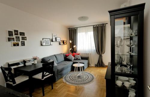 Cacak Apartamento | City Park Apartment