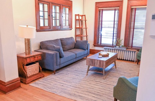 City Park Apartamento | City Park Manor - Fully Furnished!