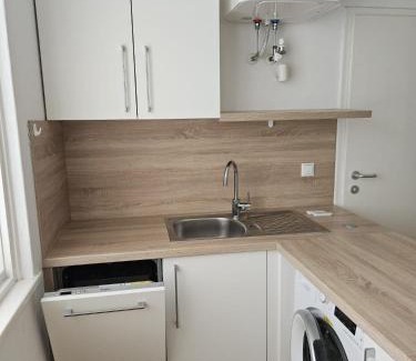 Eisenstadt Apartamento | City Retreat 15 15