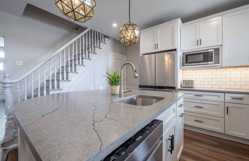 South Side Flats Casa | City Retreat in SouthSide Flats