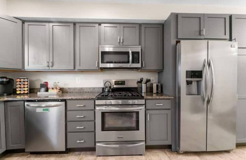Highlandtown Casa | City Sanctuary Away from Home