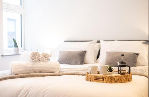 West Finchley Apartamento | City Snug, Cozy 1BR London Flat Sleeps 4