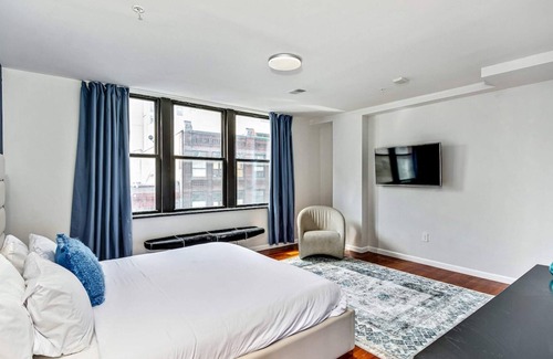 Chinatown Apartamento | City Stay in Style! Steps Away From Reading Terminal