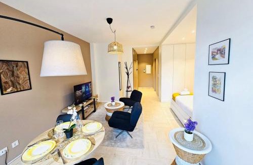 Ville Haute Apartamento | City studio with outdoor vibes- MONT24