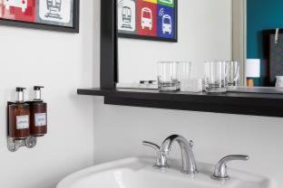 Lakeview Hotel | City Suites Hotel