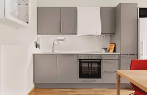 Arstad Apartamento | City Traveller I Balcony, Workspace & Elevator