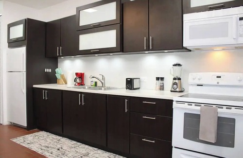 Catedral Apartamento | City View 3 Bdrm.Apt for 6-Old San Juan