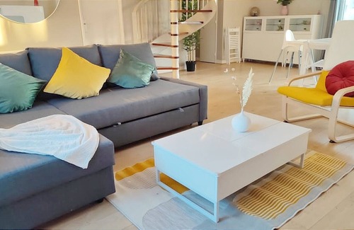 Cergy Casa | Casa-Diseñador-Baño en la habitacion-Terraza