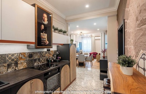 Sofia City Center Apartamento | CityCenter Magnific Gem - 2BDR & 2 Baths