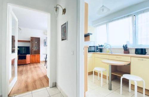 Orangerie Apartamento | CityCosy ORANGERIE Strasbourg Appartement 2 pièces en face de parc de L'Orangerie avec un parking souterrain compris