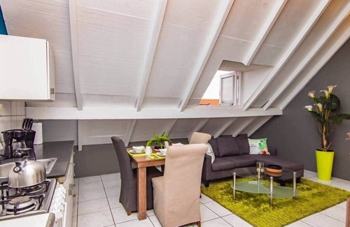 Colon Apartamento | Citylife Apartments - Pool/Free Parking/in Willemstad. Apartment - H