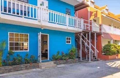 Colon Apartamento | Citylife Apartments - Pool/Free Parking/in Willemstad. Apartment I