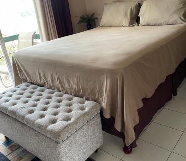 New Kingston Apartamento | Cityscape at Chelsea Manor/New Kingston Studio!