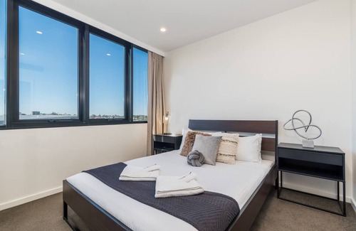 Woolloongabba Apartamento | Cityscape Serenity with Pool near Gabba and CBD