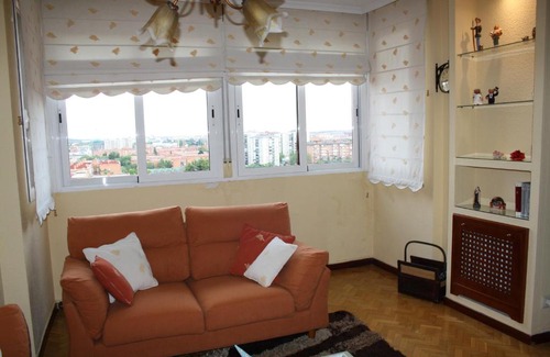 Villaverde Apartamento | Ciudad de los Angeles en Madrid