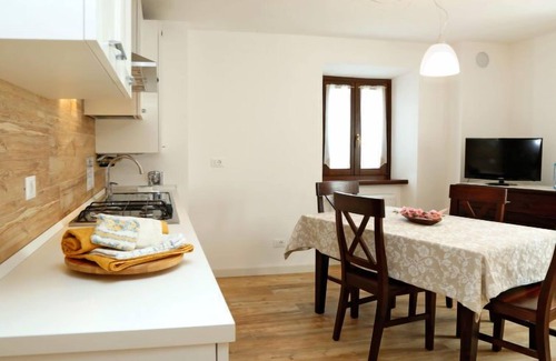 Raveo Apartamento | Apartamento Cjase da Maestre en Raveo - 3 personas, 1 dormitorios