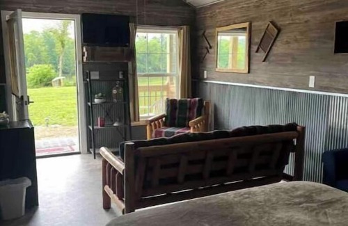 Tuscumbia Cabina | “Clabe” one of the 5 Tiny Cabins on the Osage River