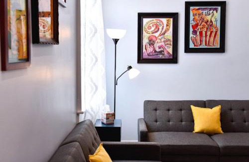 Seventh Ward Casa | Claiborne Historic Guest House-economy rear unit