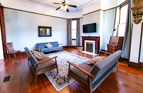 Seventh Ward Casa | Claiborne Historic Mansion - 5 bed-3bath