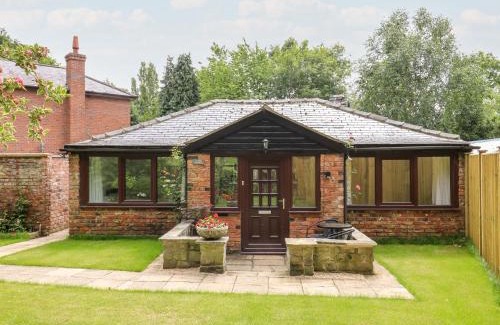 Selby Casa | Claire Cottage
