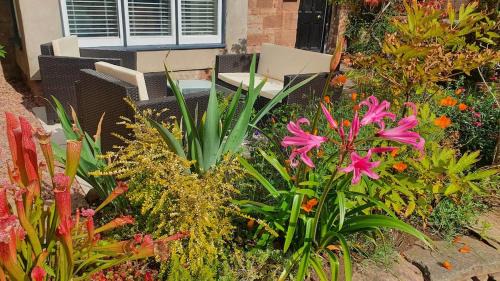 Ross-on-Wye Apartamento | Clairville Apartment - Garden Terrace, Central Ross-on-Wye