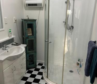 Waiouru Apartamento | Clara Rose Apartment
