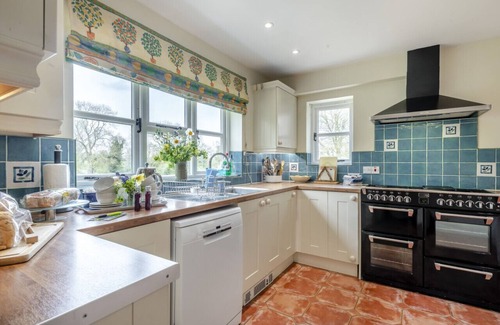 Melton Constable Casa | Clare Cottage - Tres Habitaciones Casa, Capacidad 8