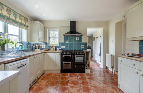 Melton Constable Casa | Clare Cottage - Tres Habitaciones Casa, Capacidad 8