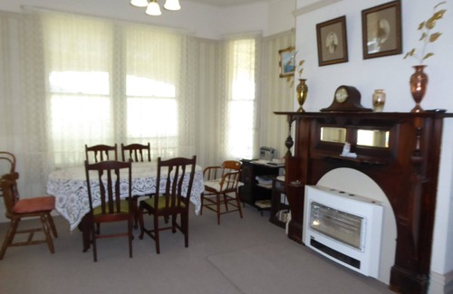 Derby Casa | Claremont Farmhouse - Derby, TAS