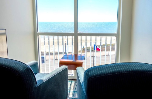 Galveston Hotel | Clarion Pointe Galveston Seawall