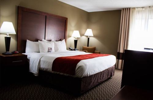 Durham Hotel | Clarion Pointe Research Triangle Park Durham